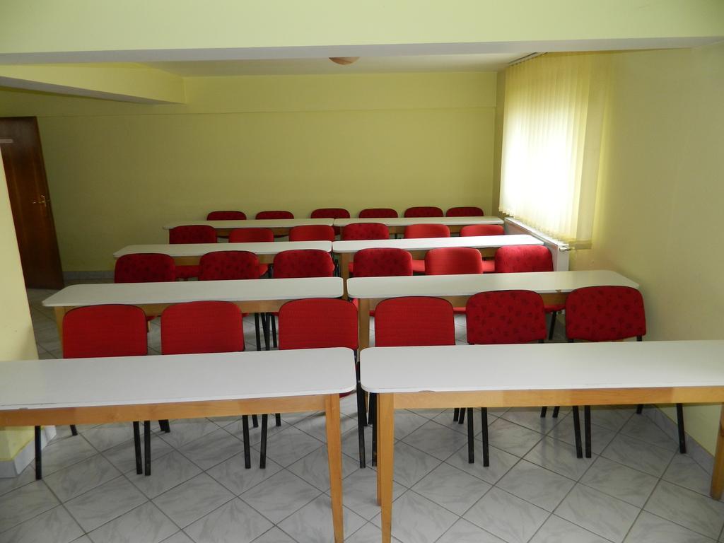 Topliţa Hotel Mures מראה חיצוני תמונה