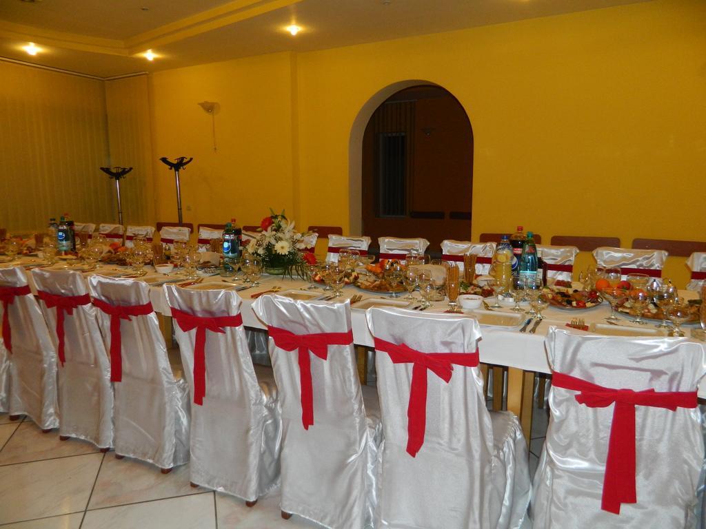 Topliţa Hotel Mures מראה חיצוני תמונה
