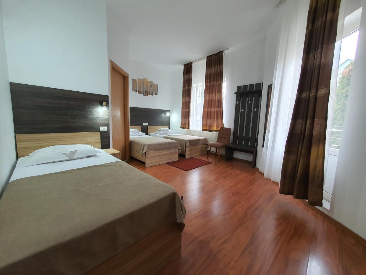 Topliţa Hotel Mures מראה חיצוני תמונה